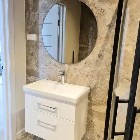 Luxury Laisves Avenue View Apartment Kaunas