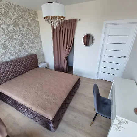 Apartment Luxury Laisves Avenue View Kaunas