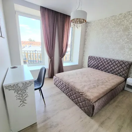Apartment Luxury Laisves Avenue View Kaunas
